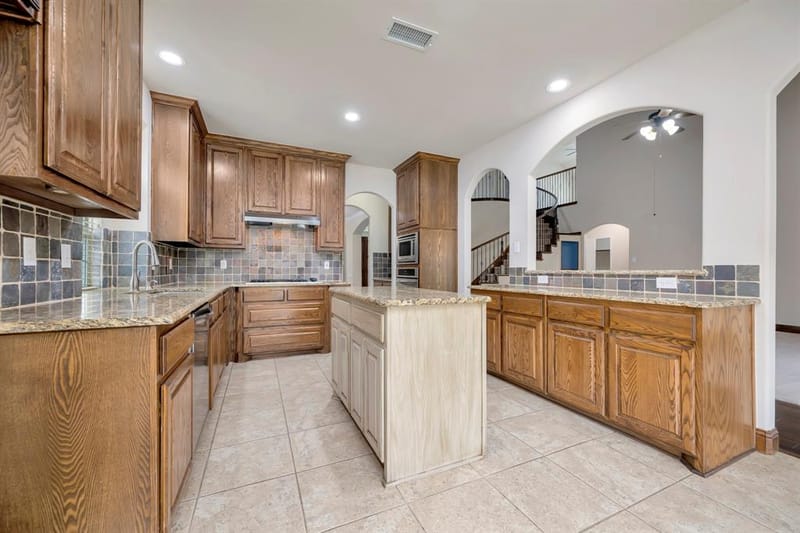 6001 Lacebark Elm Drive, Fort Worth TX 76123 - Photo 9