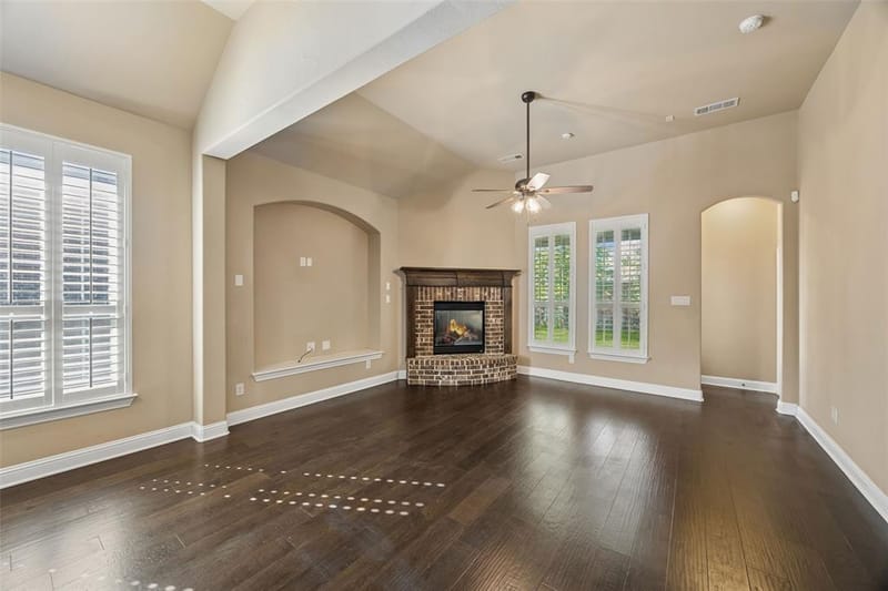 419 San Marcos Drive, Irving TX 75039 - Photo 11