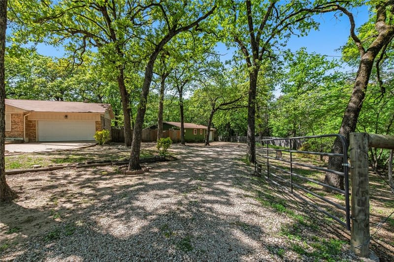 125 Harrell Street, Gun Barrel City TX 75156 - Photo 27