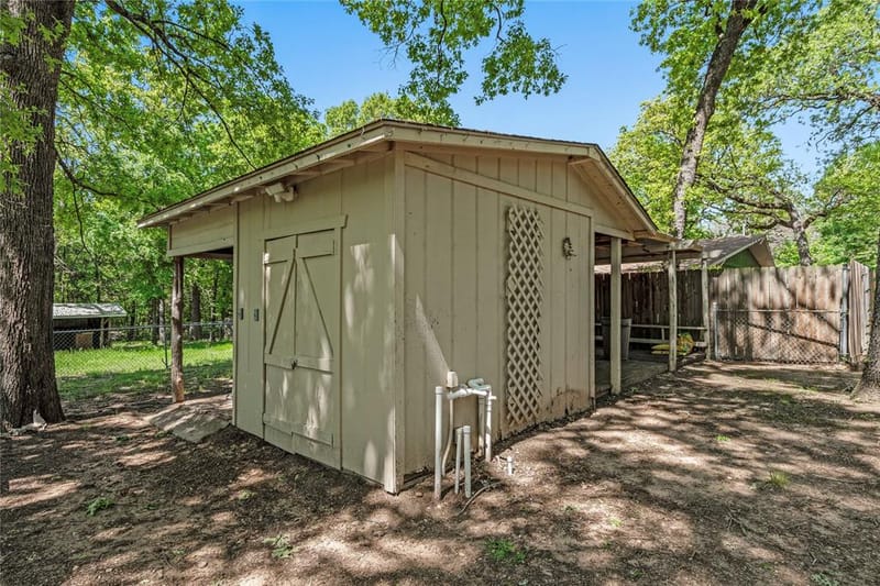 125 Harrell Street, Gun Barrel City TX 75156 - Photo 35