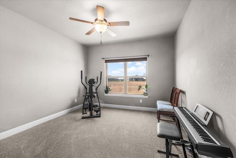 139 Stanford Lane, Springtown TX 76082 - Photo 23