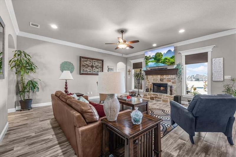 139 Stanford Lane, Springtown TX 76082 - Photo 5
