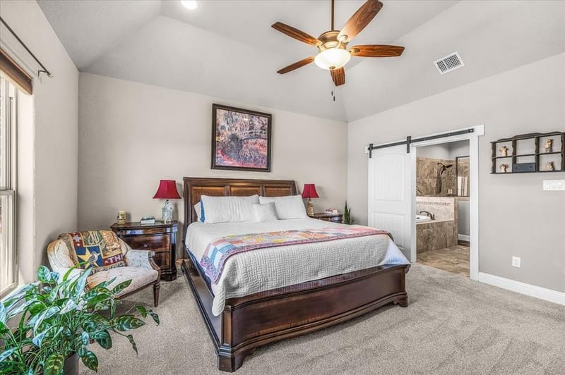 139 Stanford Lane, Springtown TX 76082 - Photo 11