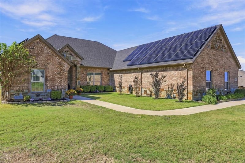139 Stanford Lane, Springtown TX 76082 - Photo 31