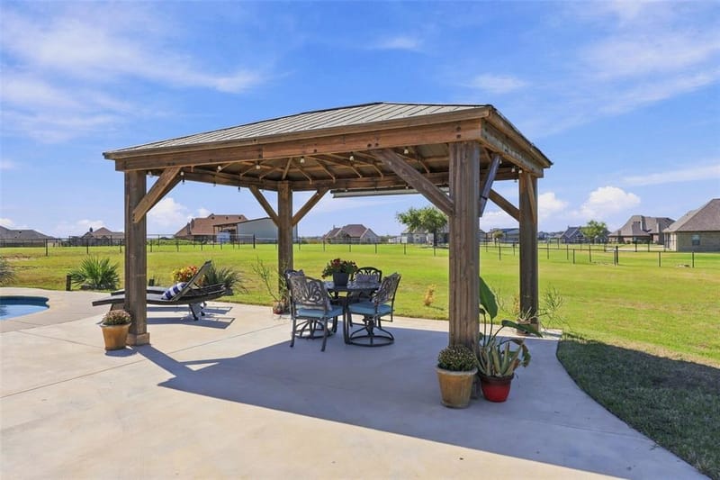 139 Stanford Lane, Springtown TX 76082 - Photo 29