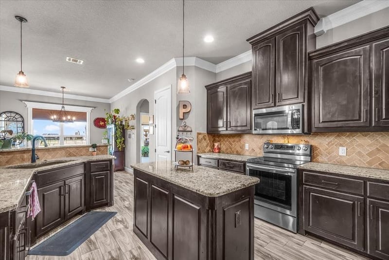 139 Stanford Lane, Springtown TX 76082 - Photo 8