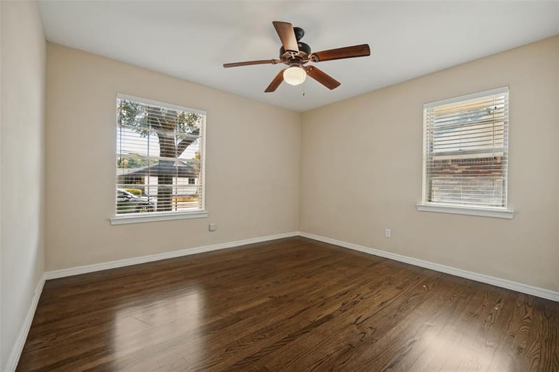 9941 Chippendale Drive, Dallas TX 75238 - Photo 13