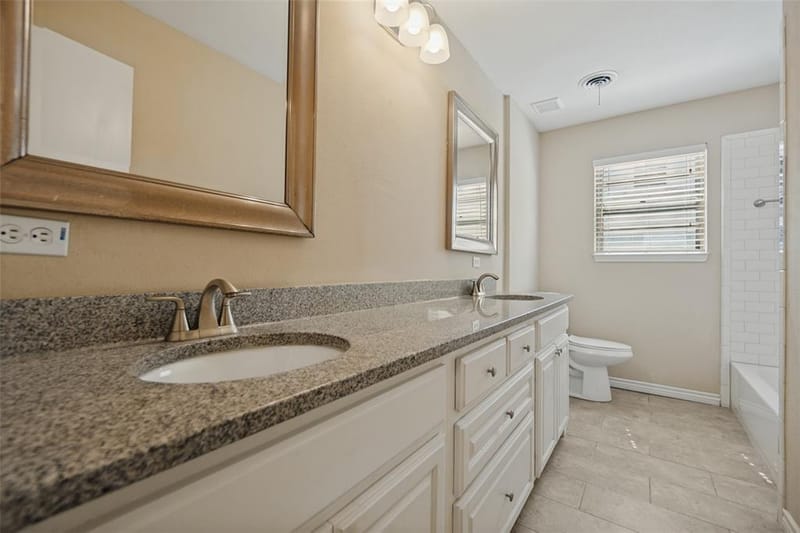 9941 Chippendale Drive, Dallas TX 75238 - Photo 14