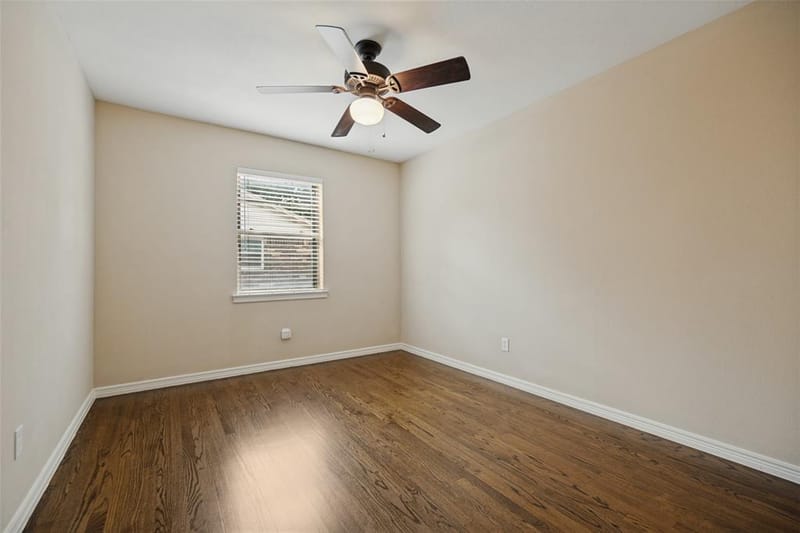 9941 Chippendale Drive, Dallas TX 75238 - Photo 15