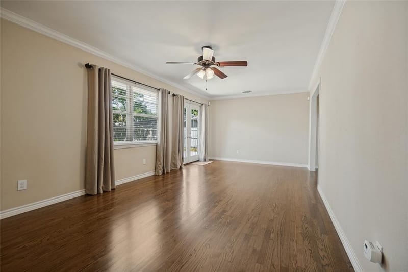 9941 Chippendale Drive, Dallas TX 75238 - Photo 8