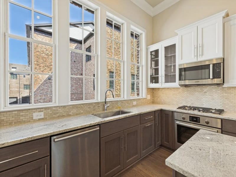 4110 Runyon Road, Addison TX 75001 - Photo 8