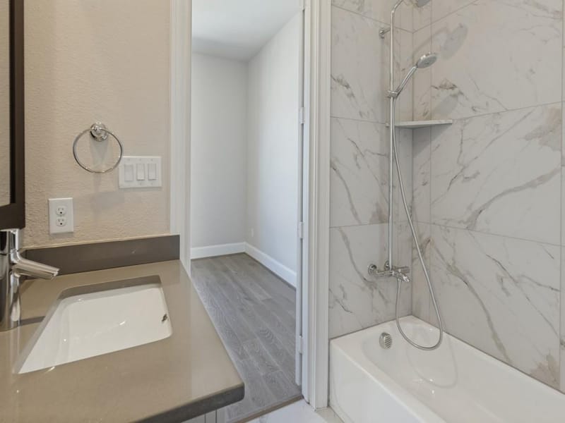 4110 Runyon Road, Addison TX 75001 - Photo 25