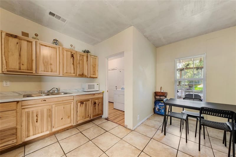 708 S 16th Street, Waco TX 76706 - Photo 10