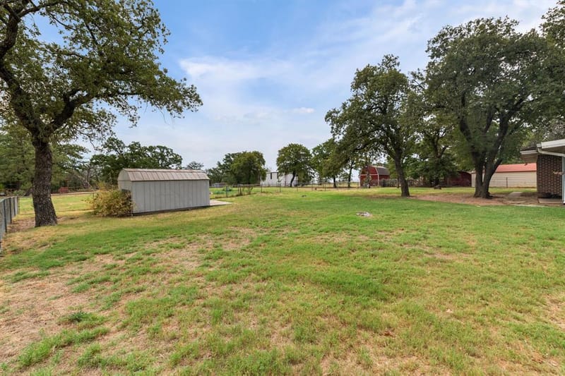 214 De La Cruz Street, Weatherford TX 76085 - Photo 30