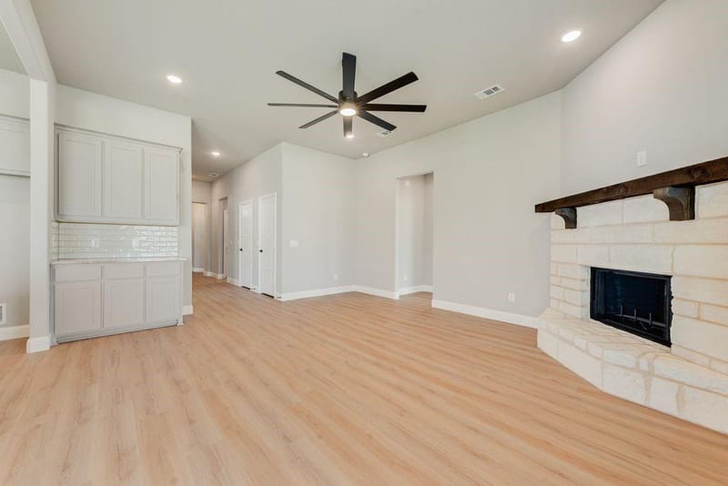 7013 Lilly Lane, Sanger TX 76266 - Photo 6