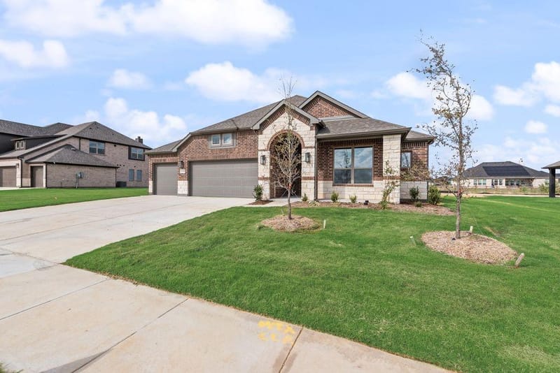 7013 Lilly Lane, Sanger TX 76266 - Photo 32