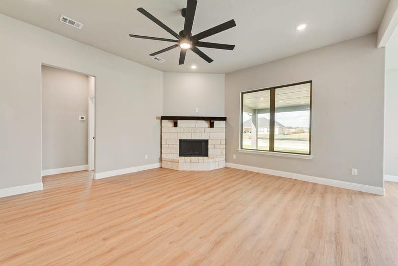 7013 Lilly Lane, Sanger TX 76266 - Photo 5