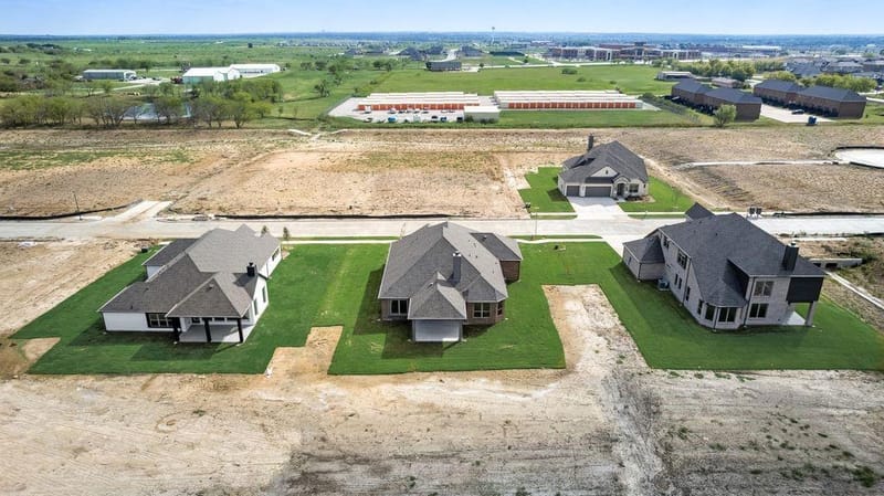 7013 Lilly Lane, Sanger TX 76266 - Photo 38