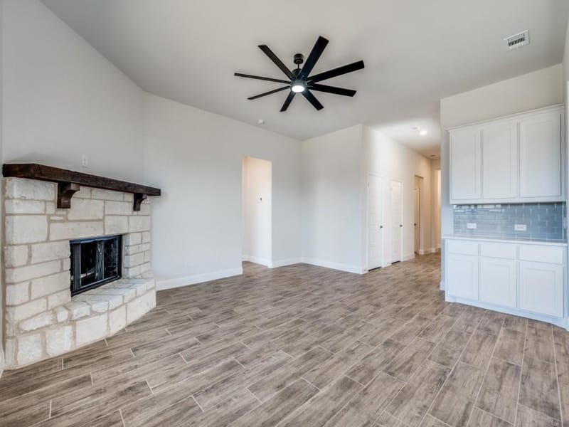 7013 Lilly Lane, Sanger TX 76266 - Photo 4