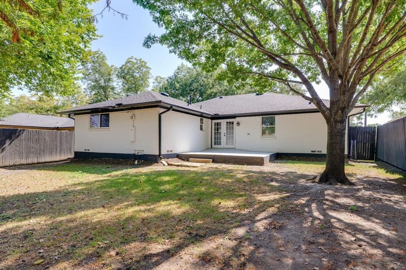 1217 Mayfield Avenue, Garland TX 75041 - Photo 34