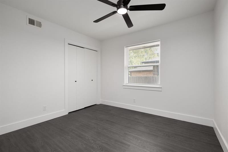 1217 Mayfield Avenue, Garland TX 75041 - Photo 25