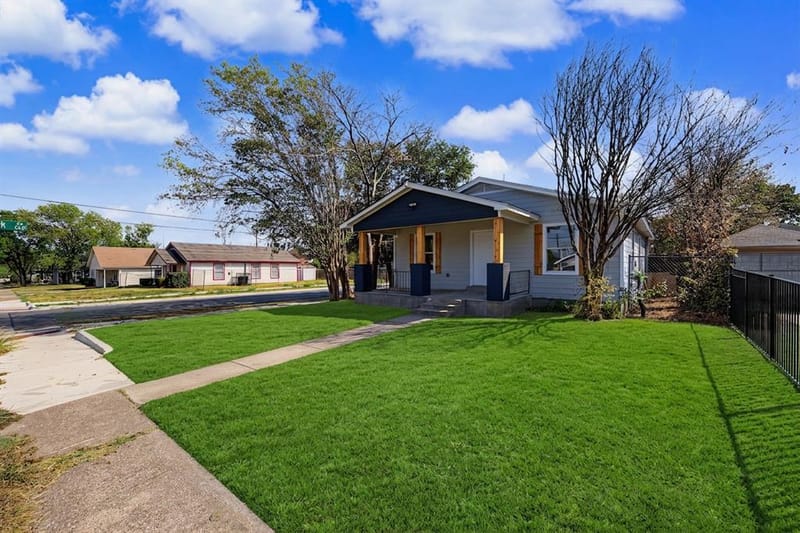 940 E Tucker Street, Fort Worth TX 76104 - Photo 3