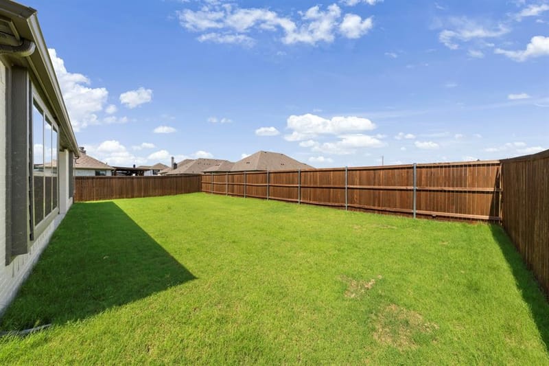 401 Barnfield Road, Cleburne TX 76033 - Photo 25