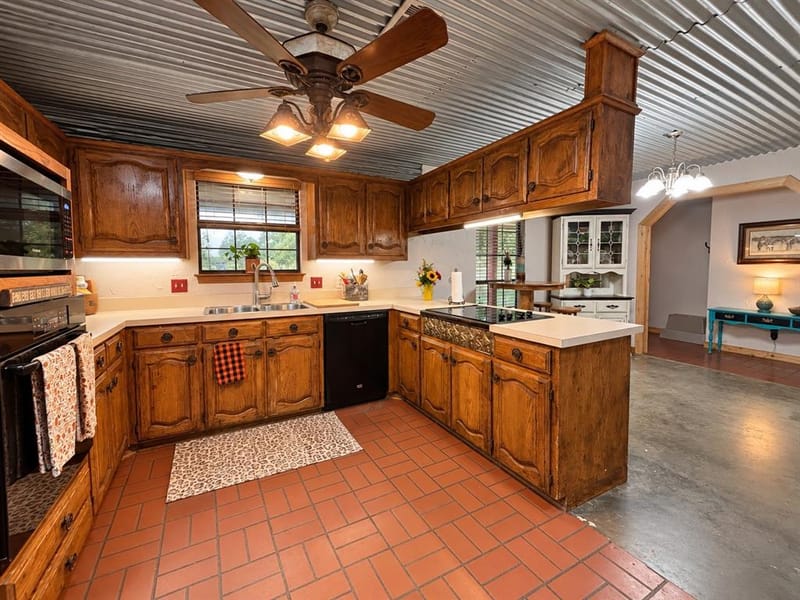 18830 Johnson Lane, Farmersville TX 75442 - Photo 14