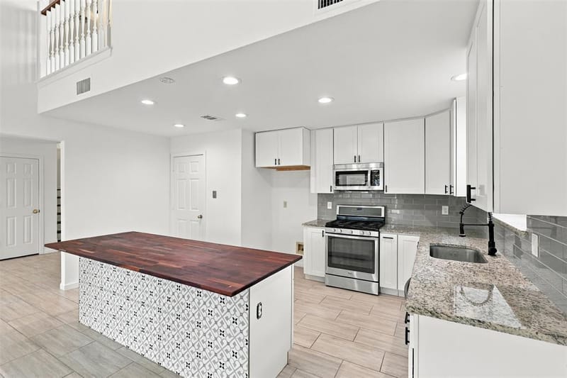 4368 Carolina Street, Grand Prairie TX 75052 - Photo 8