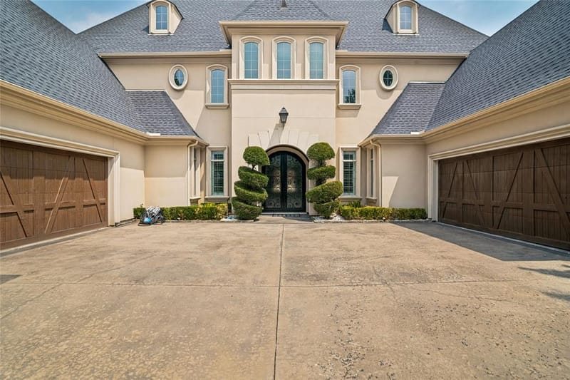 1634 Torrey Pines Lane, Frisco TX 75034 - Photo 2
