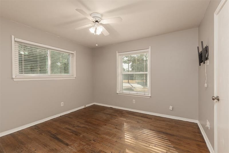 8419 Bocowood Drive, Dallas TX 75228 - Photo 23