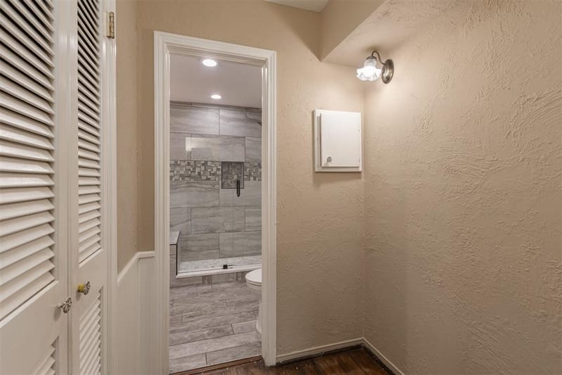 8419 Bocowood Drive, Dallas TX 75228 - Photo 27