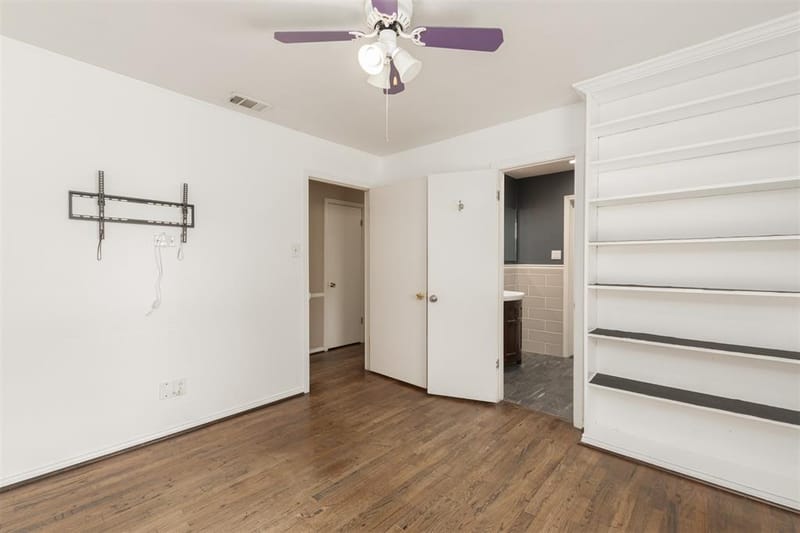 8419 Bocowood Drive, Dallas TX 75228 - Photo 19