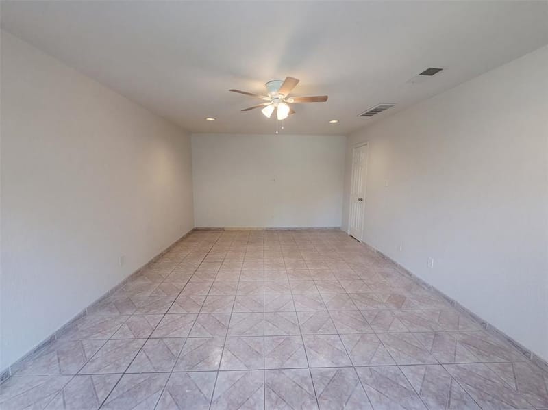404 Vincent Street, Cedar Hill TX 75104 - Photo 8