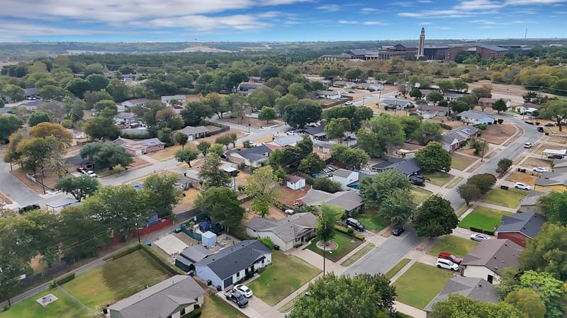 1258 Hidden Valley Drive, Dallas TX 75241 - Photo 21