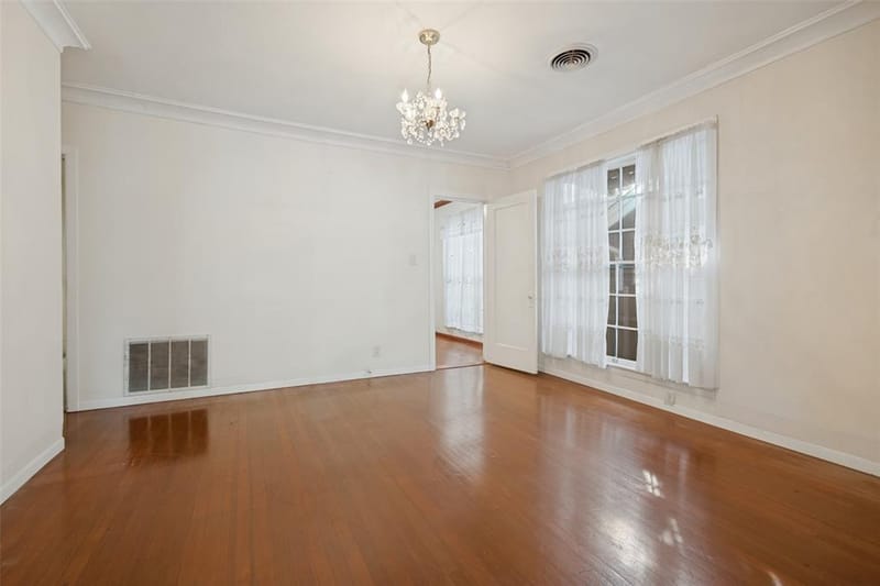 5906 Palo Pinto Avenue, Dallas TX 75206 - Photo 9