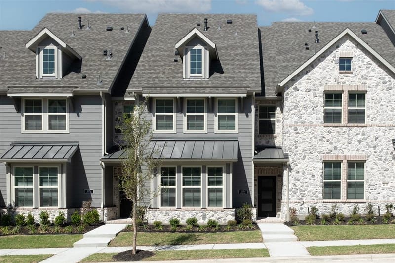 2129 Naples Drive, Rowlett TX 75088