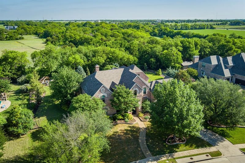 1412 Parkview Lane, Murphy TX 75094 - Photo 2