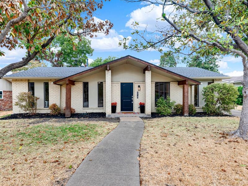 914 Prestwick Lane, Richardson TX 75080