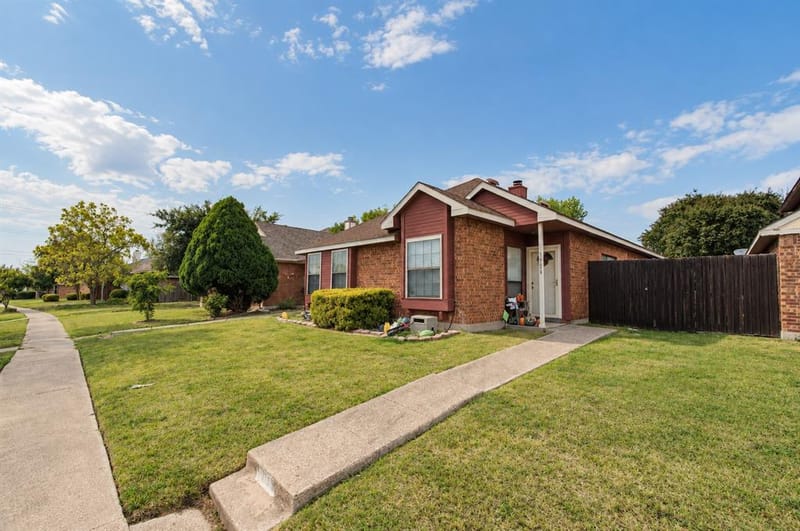 1733 Wheatfield Drive, Mesquite TX 75149 - Photo 2