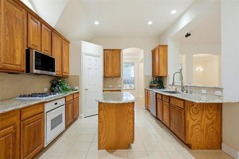 4402 Horizon Drive, Garland TX 75043 - Photo 12