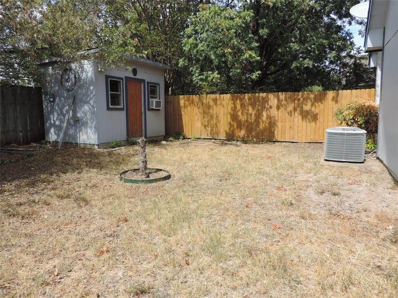 6825 W Driffield Court, North Richland Hills TX 76182 - Photo 6
