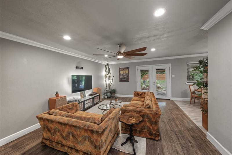 1800 Winchester Way, Bedford TX 76022 - Photo 6