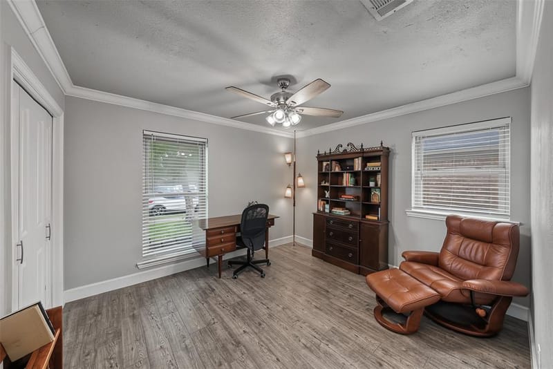 1800 Winchester Way, Bedford TX 76022 - Photo 24