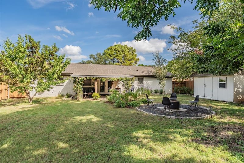 1800 Winchester Way, Bedford TX 76022 - Photo 39