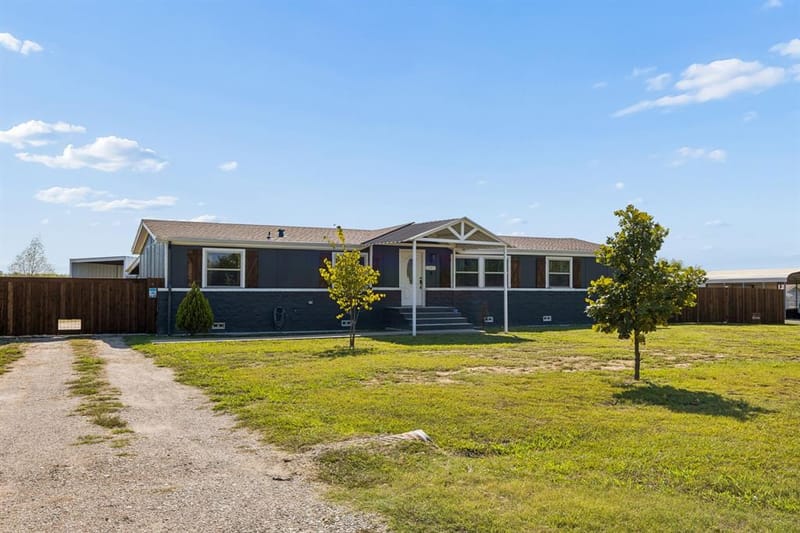 1343 Brockwood Lane, Crandall TX 75114