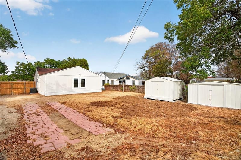 2913 Wesleyan Drive S, Fort Worth TX 76105 - Photo 22