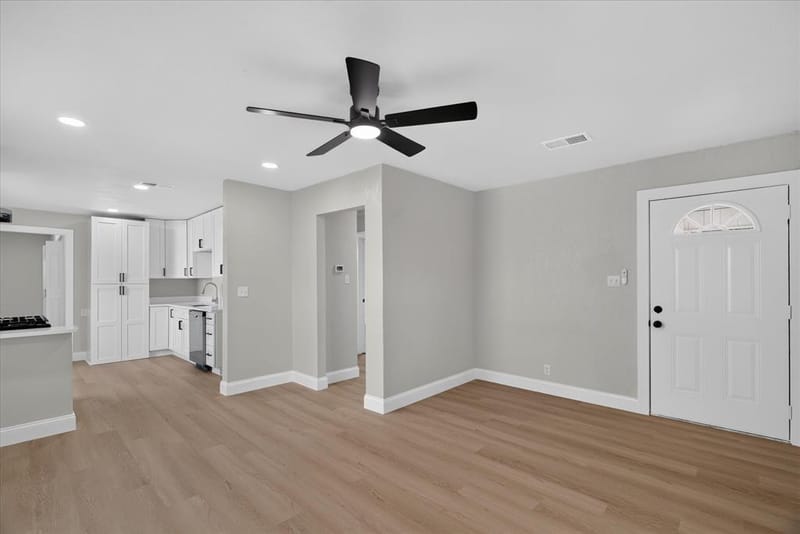 2913 Wesleyan Drive S, Fort Worth TX 76105 - Photo 5