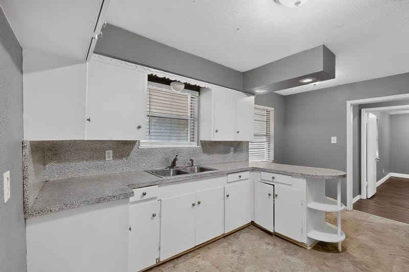 101 Spinner Circle, DeSoto TX 75115 - Photo 12