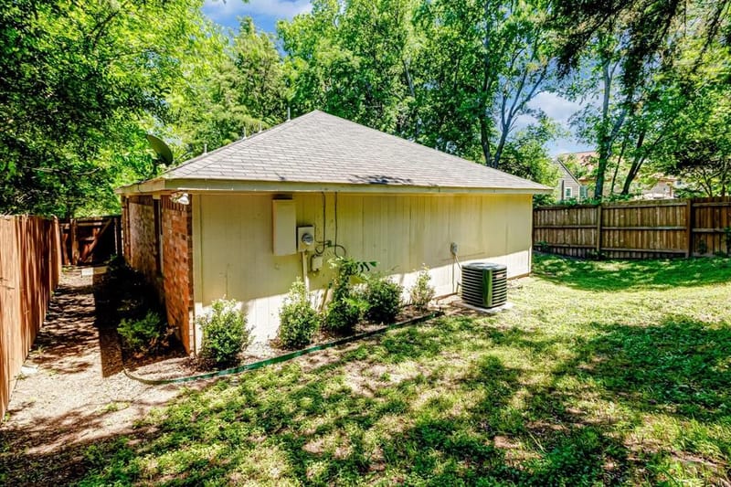6433 Leana Avenue, Dallas TX 75241 - Photo 16